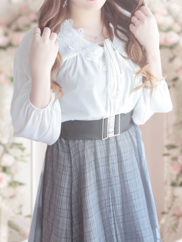 愛沢かなで
